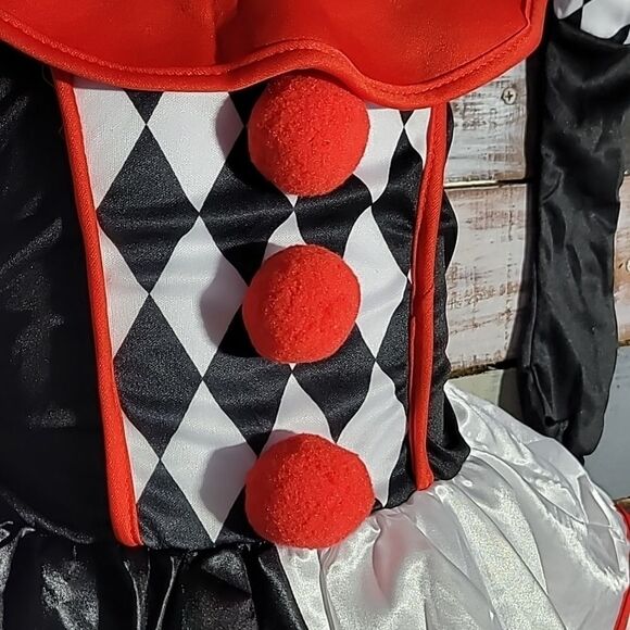 Court Jester Red, White, & Black Costume Girl's Size 4-6T - Picture 5 of 10